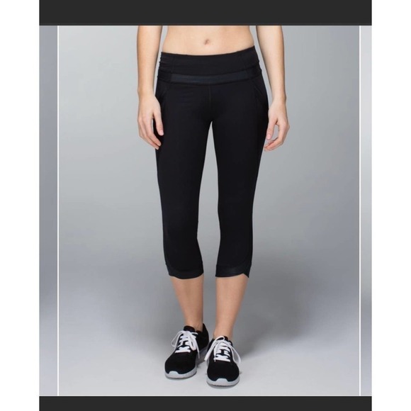 Lululemon chase me crop II women’s size 4 black - Picture 2 of 10
